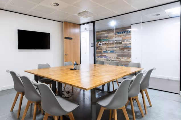 Runway East Bristol Bridge - Pequod Meeting Room