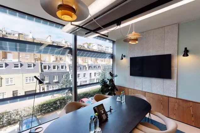 Fora - 20 Eastbourne Meeting Room