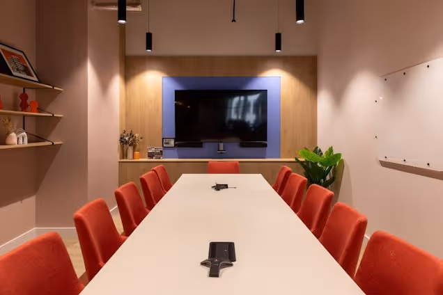 Runway East Birmingham - Bournville Meeting Room