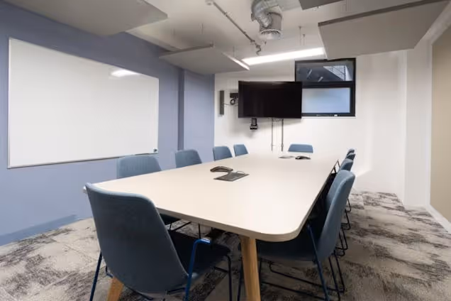 Runway East Shoreditch - Victoria Meeting Room