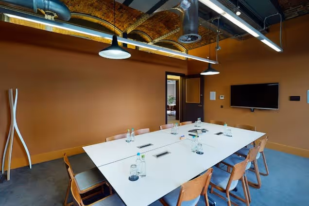 Fora - 19 Eastbourne Terrace Meeting Room