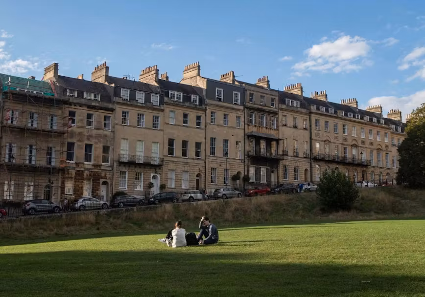 Top 10 Office Removals in Bath for a Stress-Free Business Move