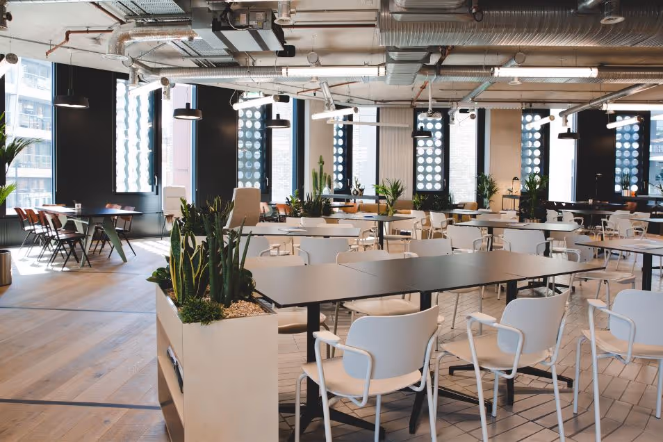 Fora - White Collar Factory Coworking Space