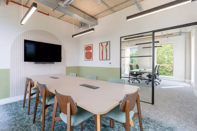 Runway East Borough High Street Meeting Room