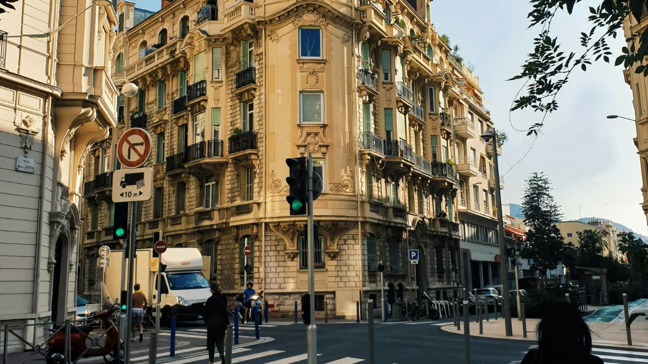 Comparatif des meilleures plateformes de crowdfunding immobilier 2026