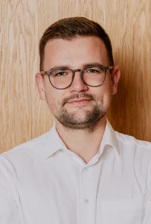 Portrait von Daniel Ehnes, CPO von encentive