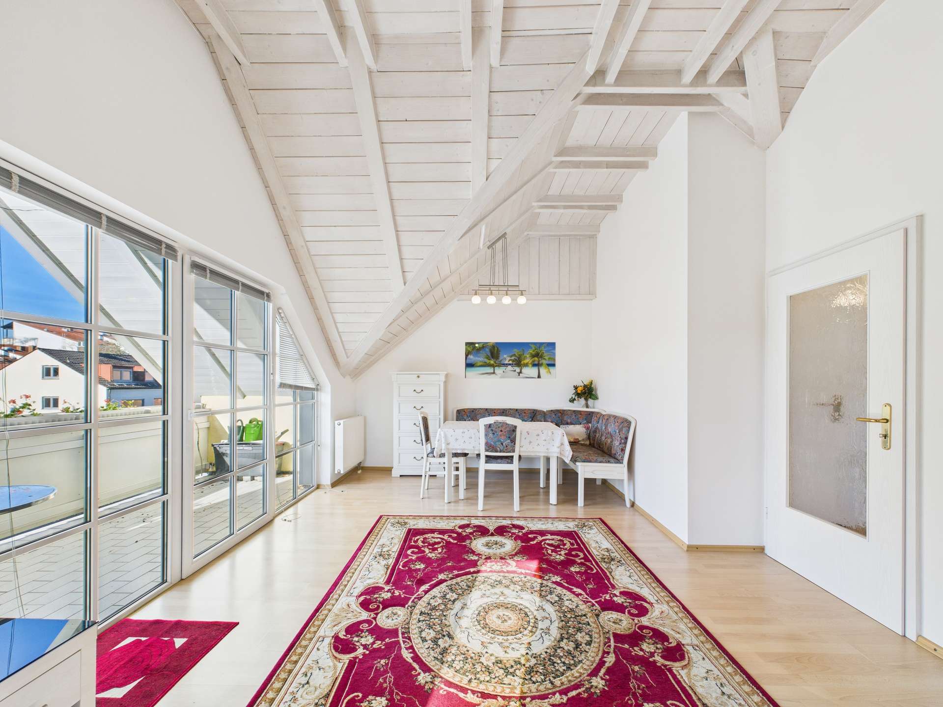 CAM05258G0-PR0045-STILL024