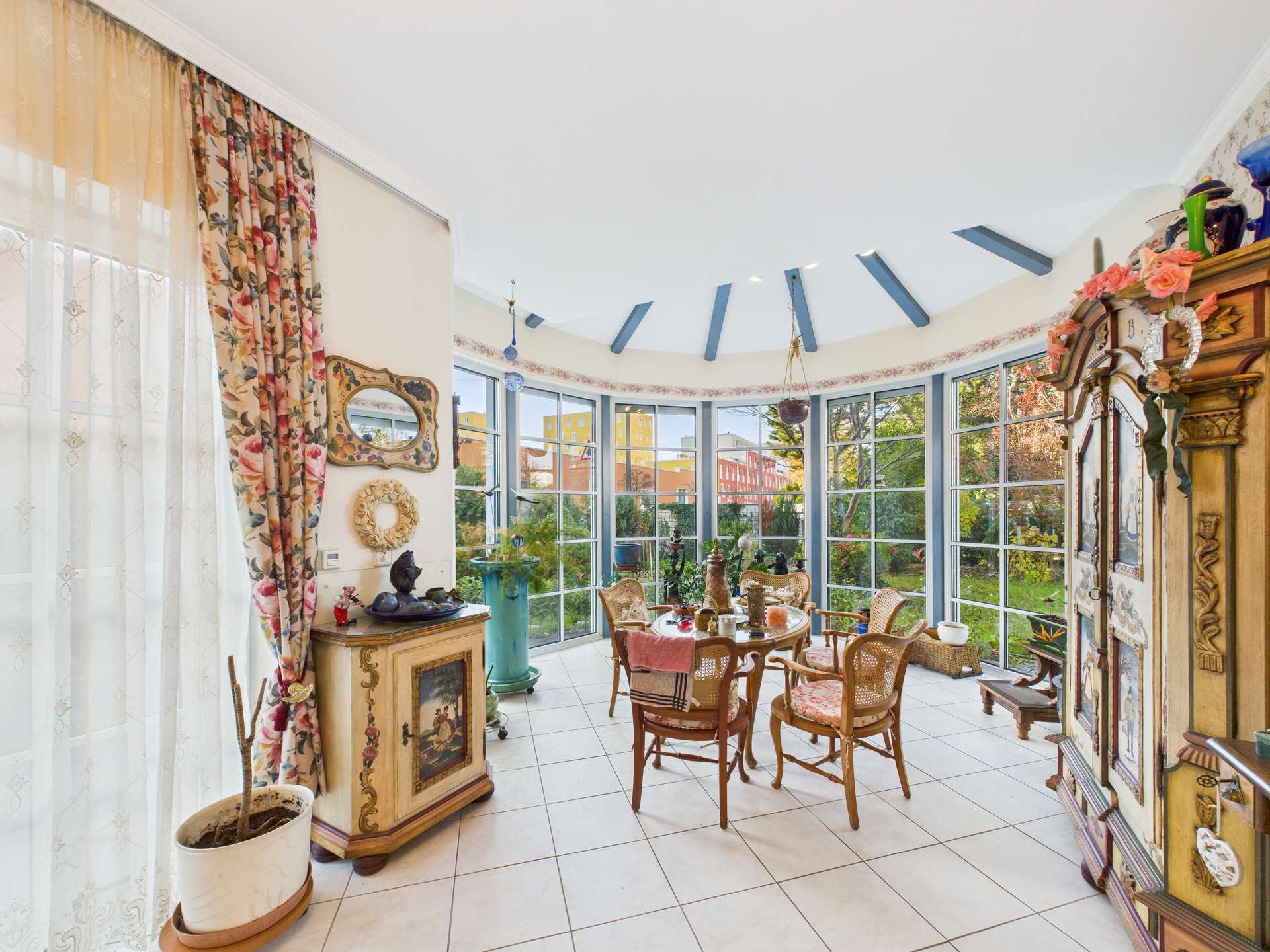 CAM05258G0-PR0045-STILL003