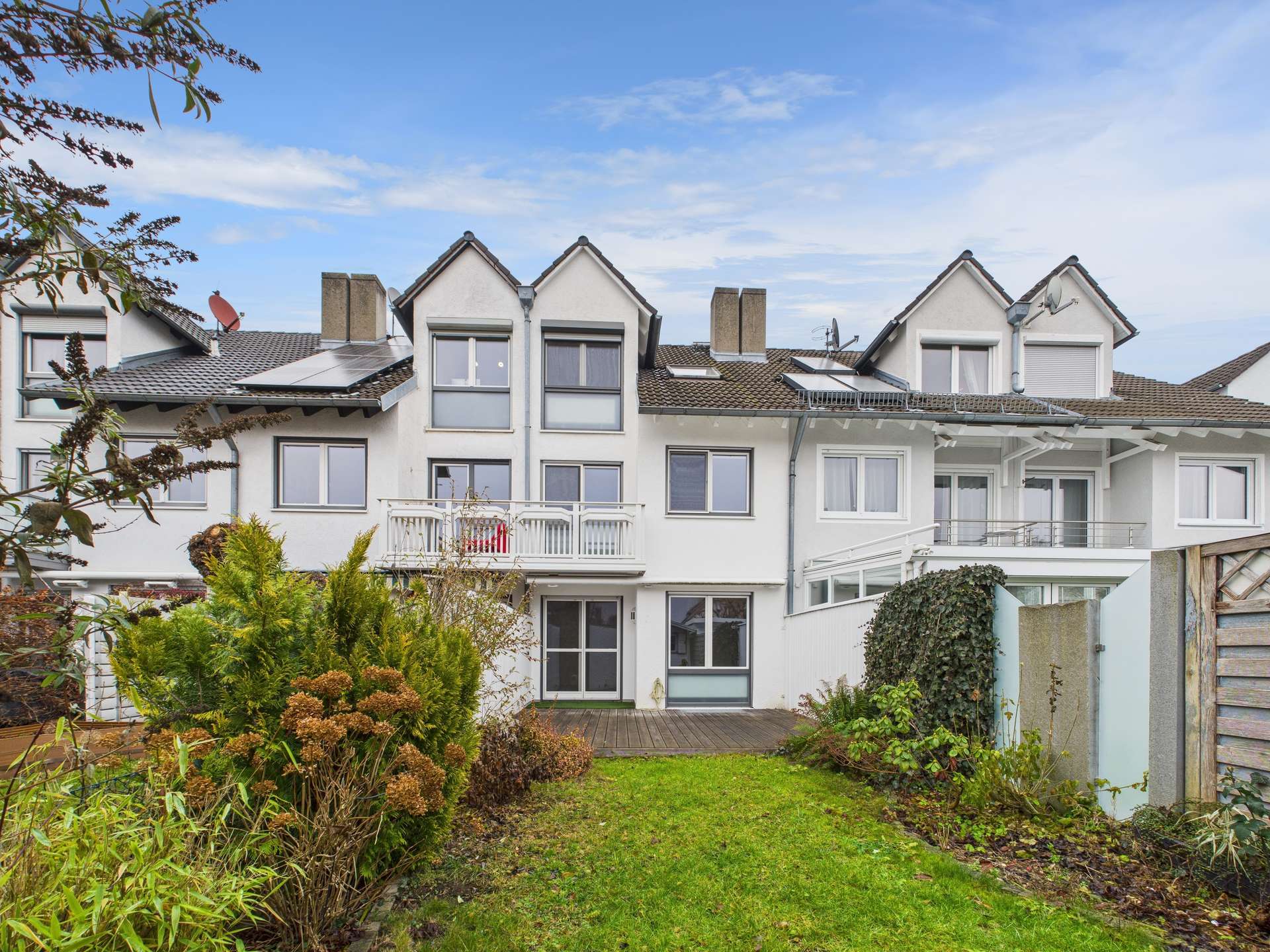 Hausansicht vom Garten