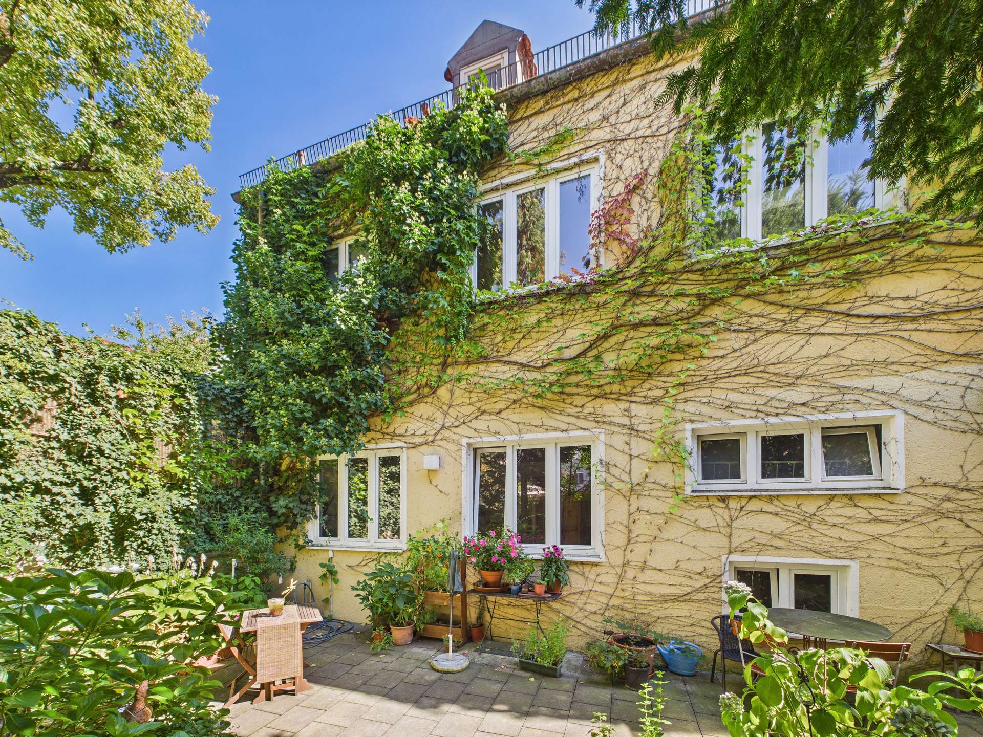 Hausansicht Garten (Nordwest)