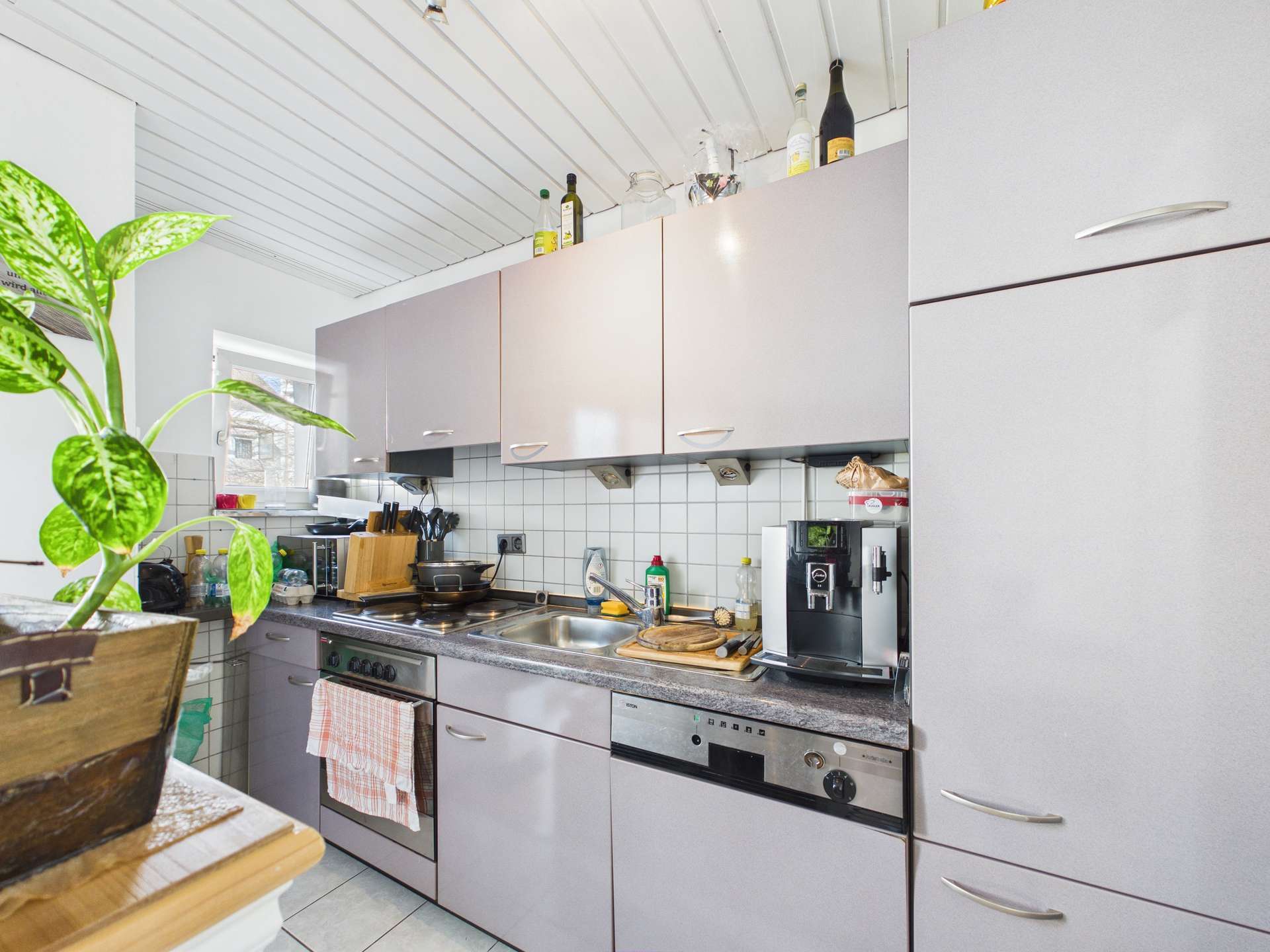 CAM05258G0-PR0061-STILL006