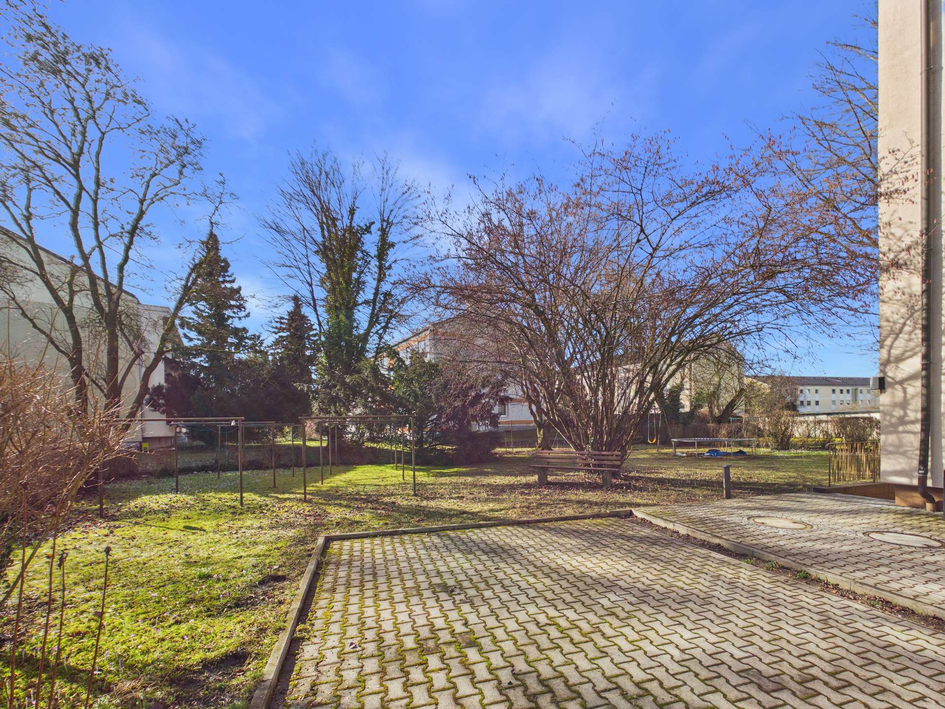 CAM05258G0-PR0061-STILL027