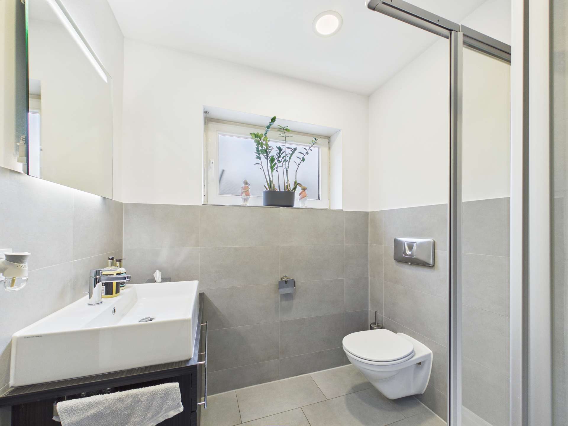 Gäste-Bad im Erdgeschoss