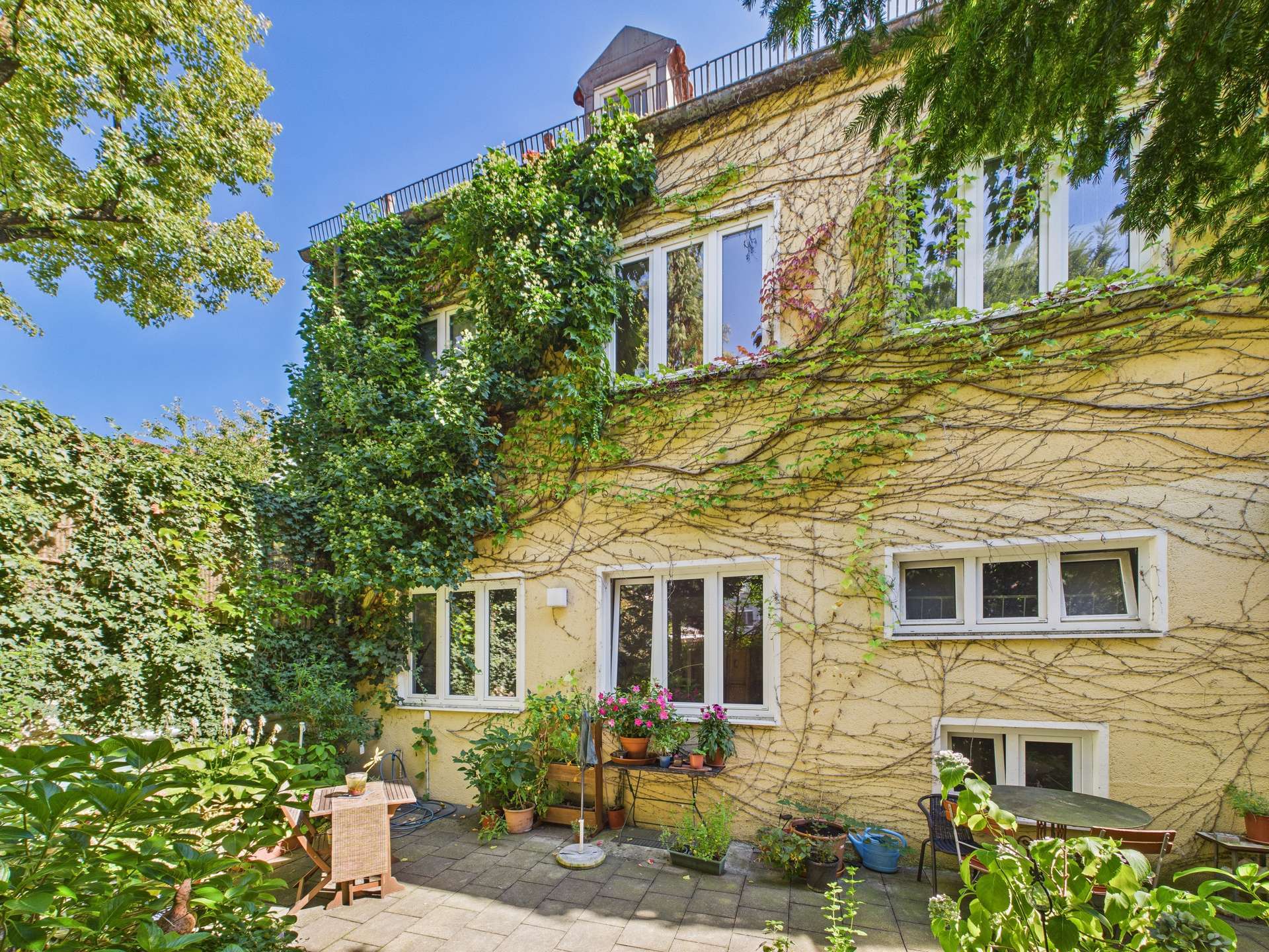 Hausansicht Garten (Nordwest)