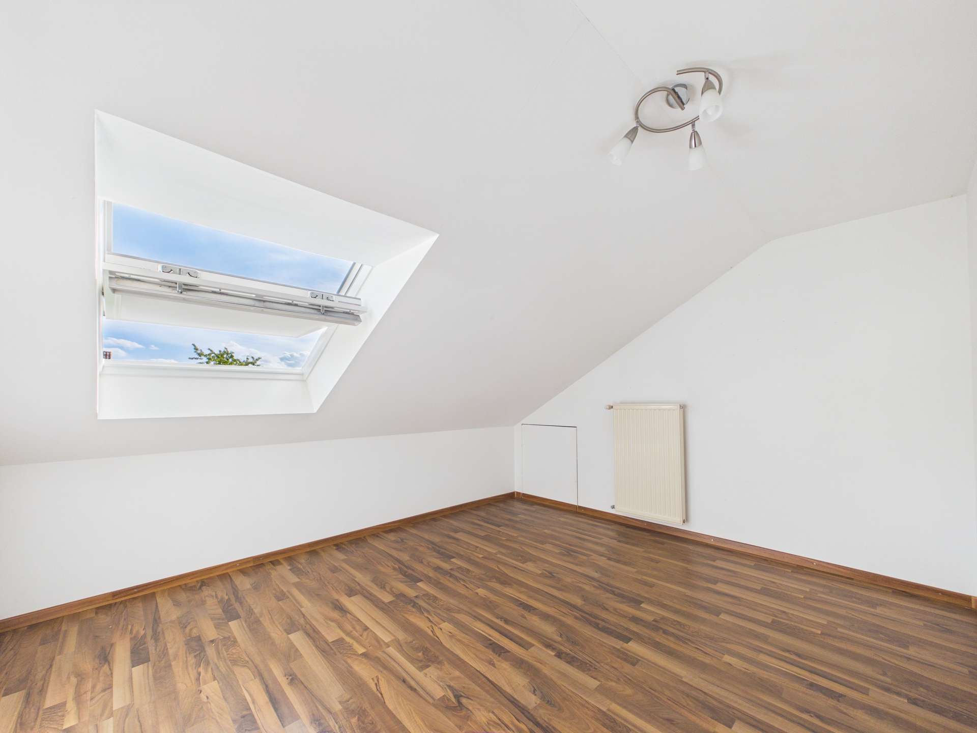 Schlafzimmer DG