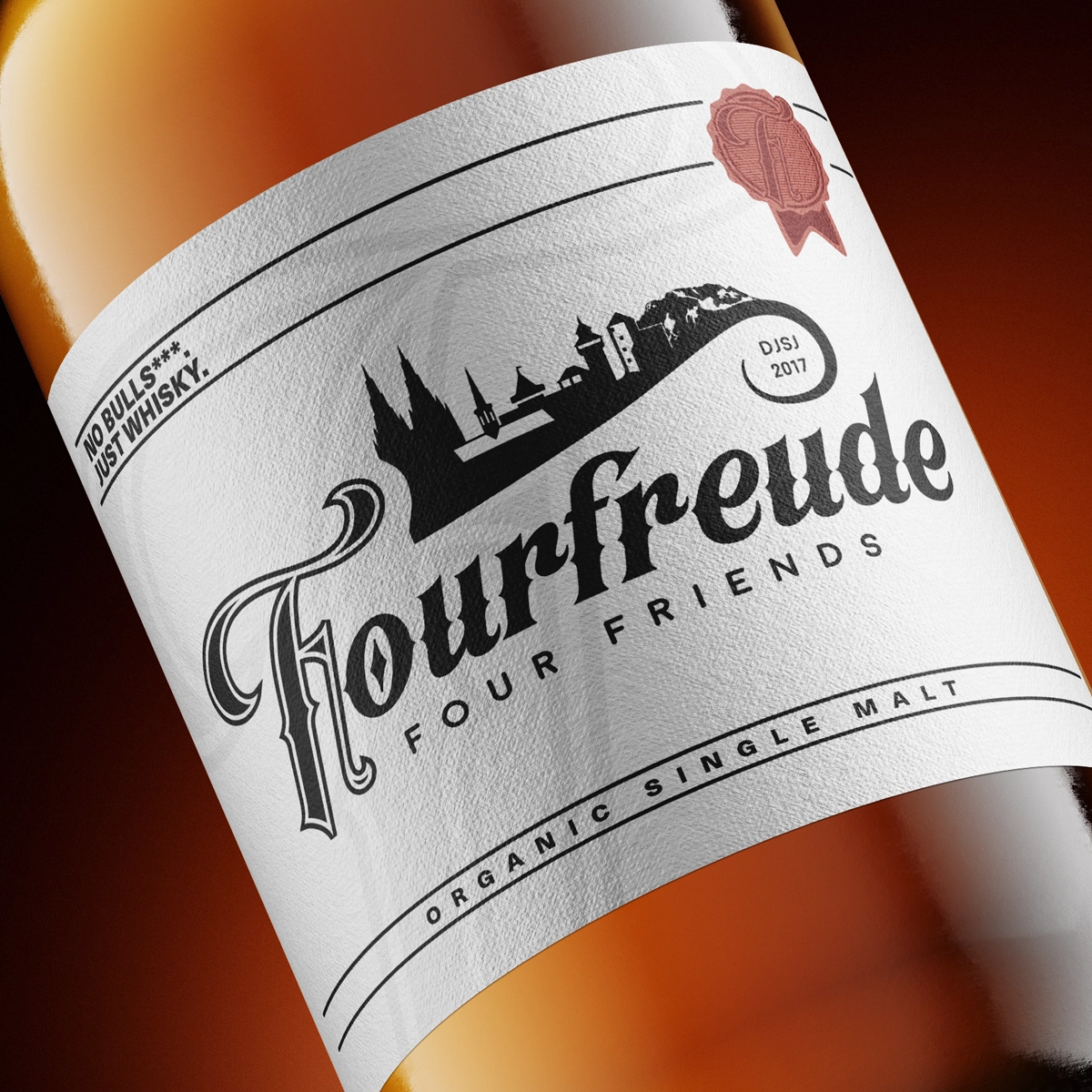 Whisky Flasche mit weißen Fourfreude Etikett