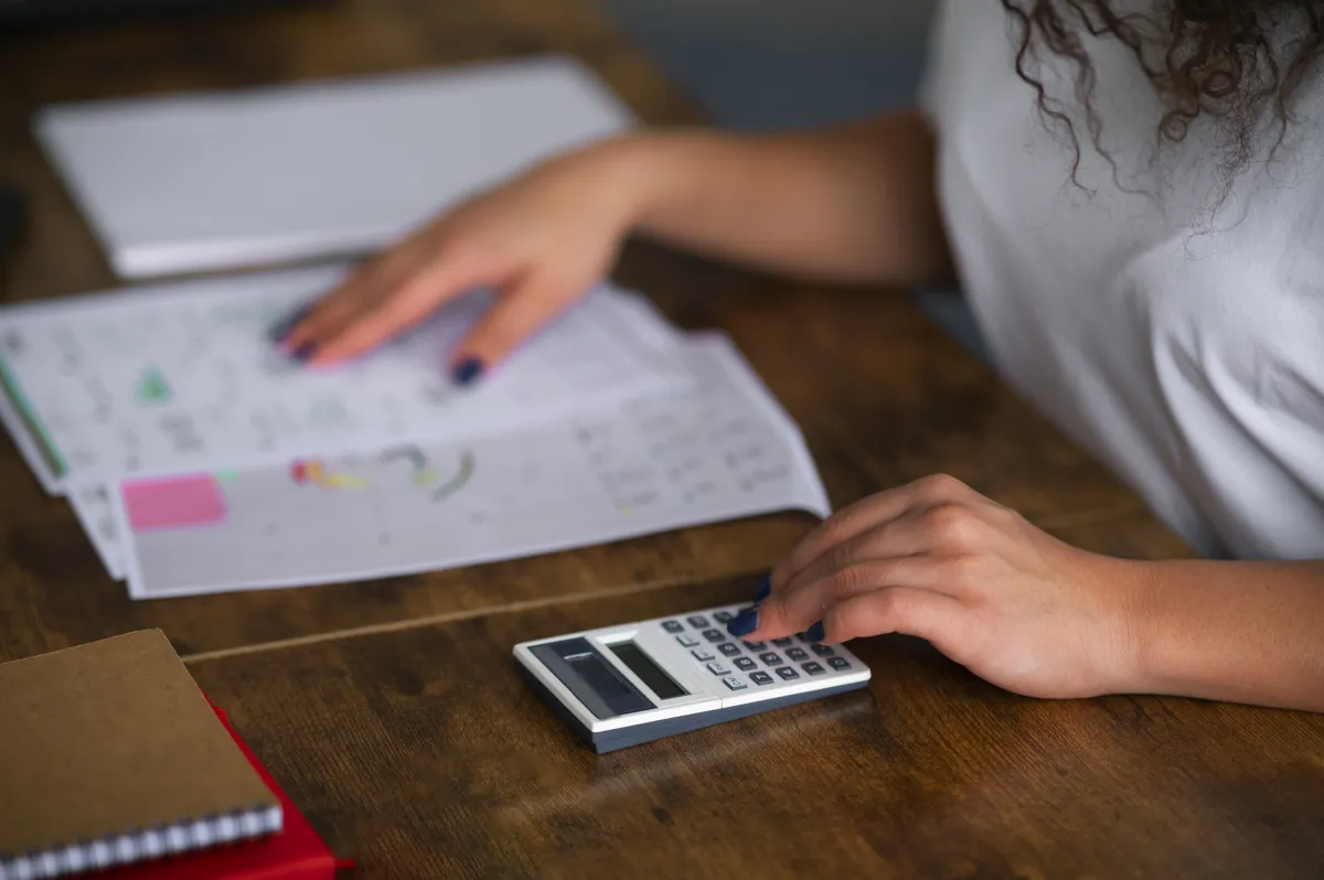 Fechamento mensal financeiro: como fazer e automatizar