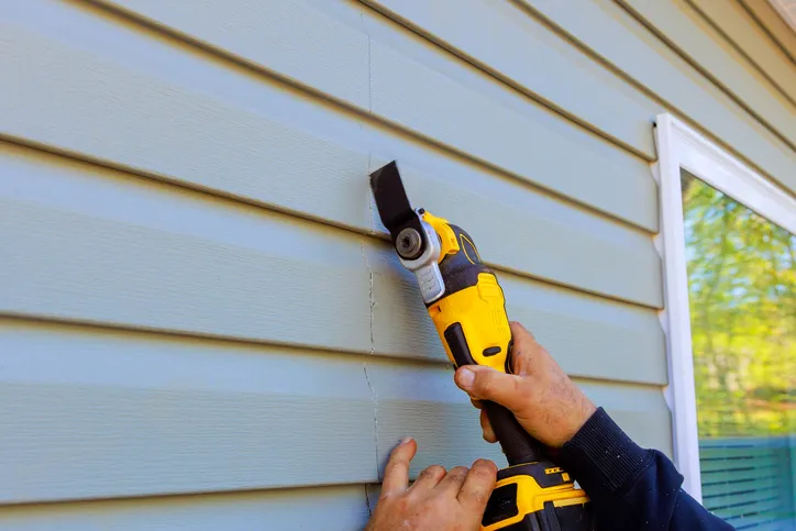 Siding installation and repair services - enhance home exterior with durable weather-resistant siding for improved appearance and energy efficiency
