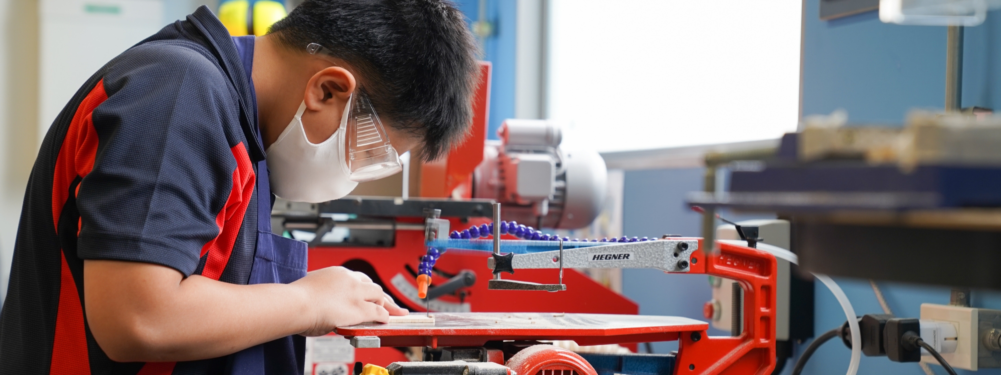 State-of-the-art DT and Robotics labs and tools allow students to go further by enhancing their learning experiences