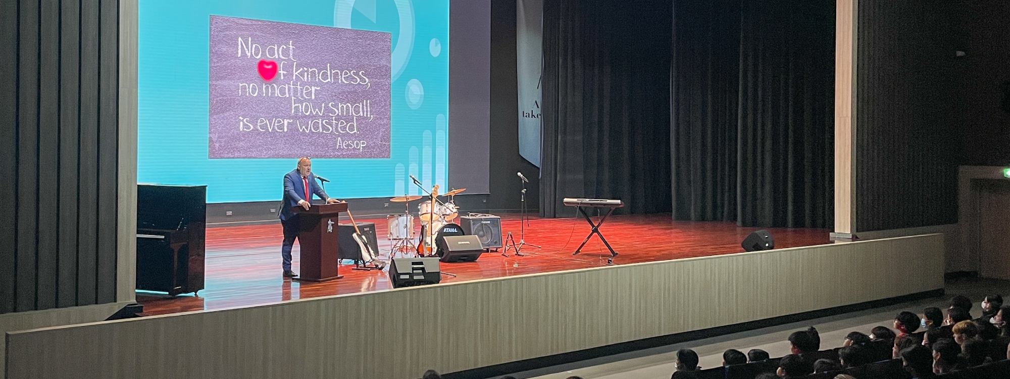 Full of kindness on Valentine’s Day at King’s Bangkok