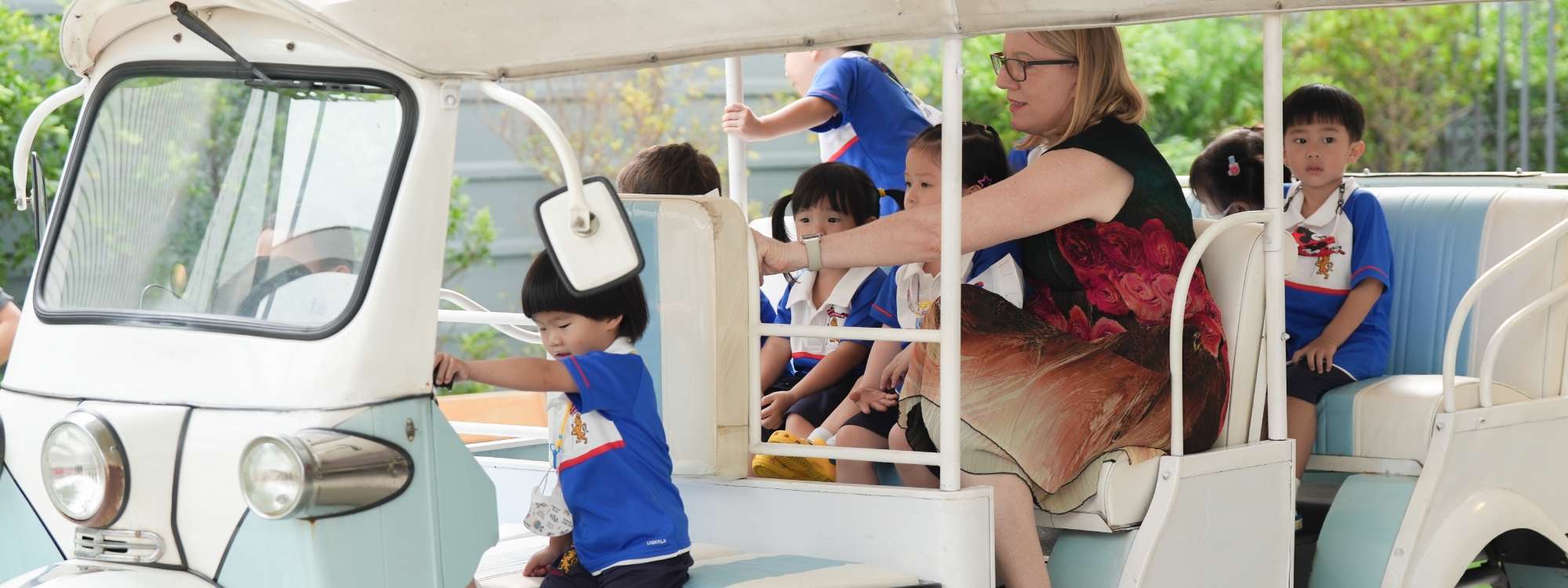 Learning about transportation with Early Years students at King’s Bangkok
