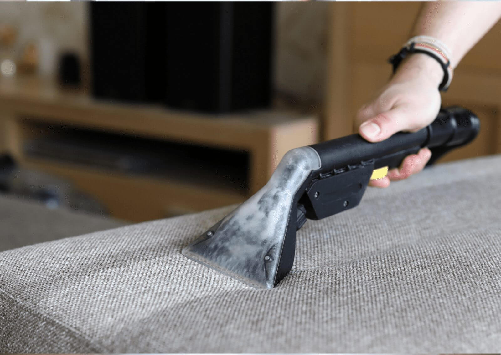 Bankstel of vloerkleed reinigen tnclean nederland