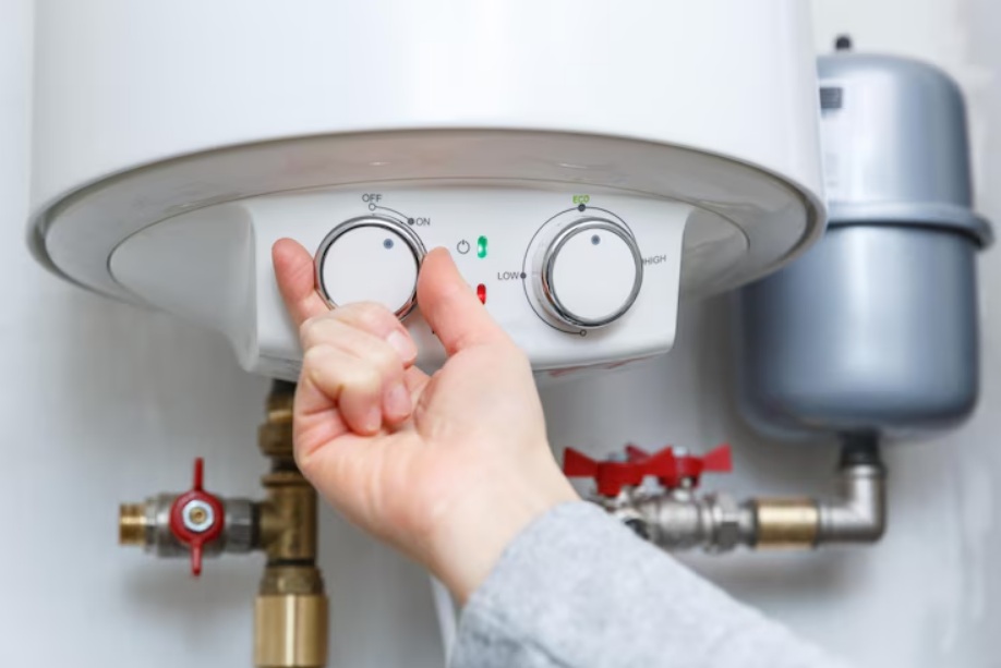 Signs of Mineral Buildup in Your Water Heater Tank in Sherman