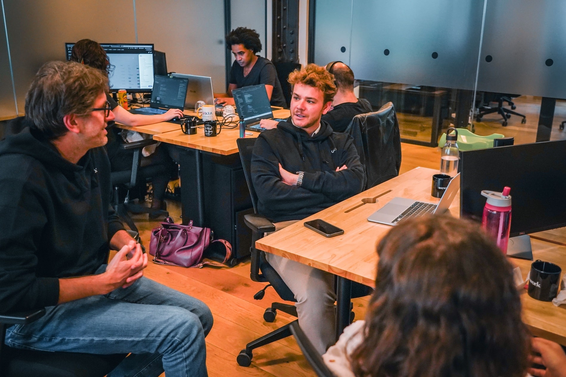 Equipe agence UXIA au bureau