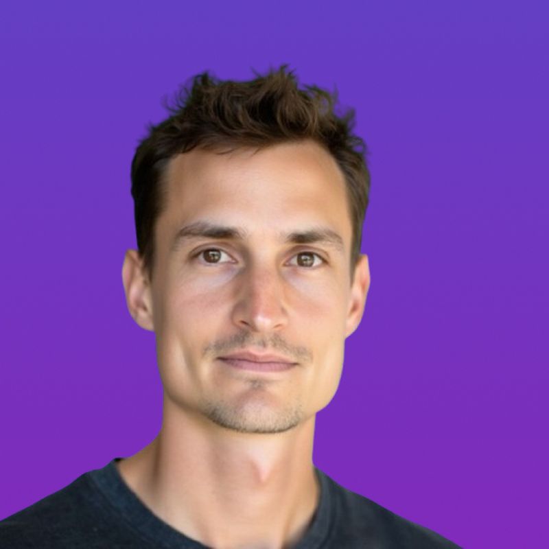 Vincent Sourice UXIA