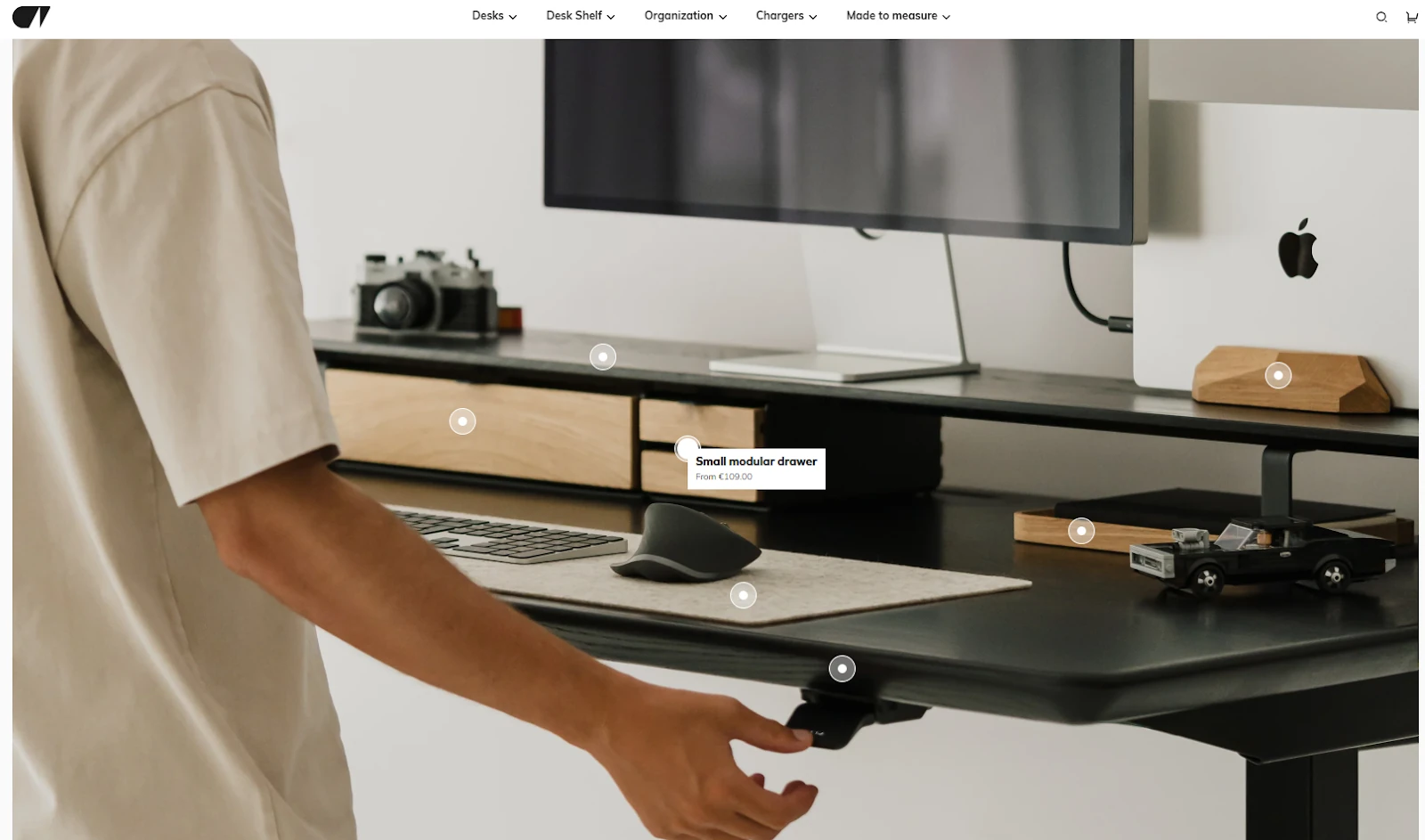 shopify product categories - example of clear and intuitive navigation