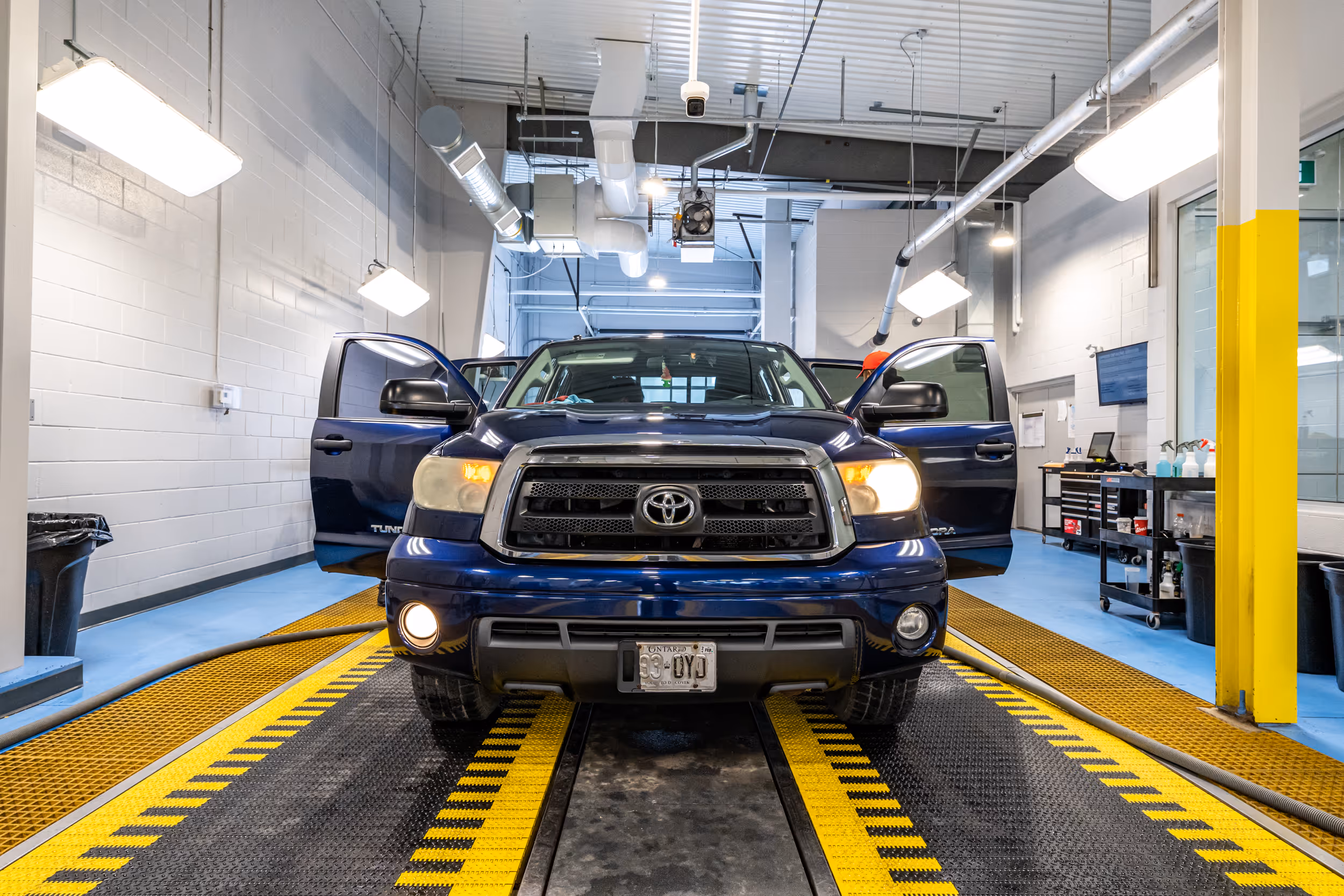 modern touchless cleaning technology