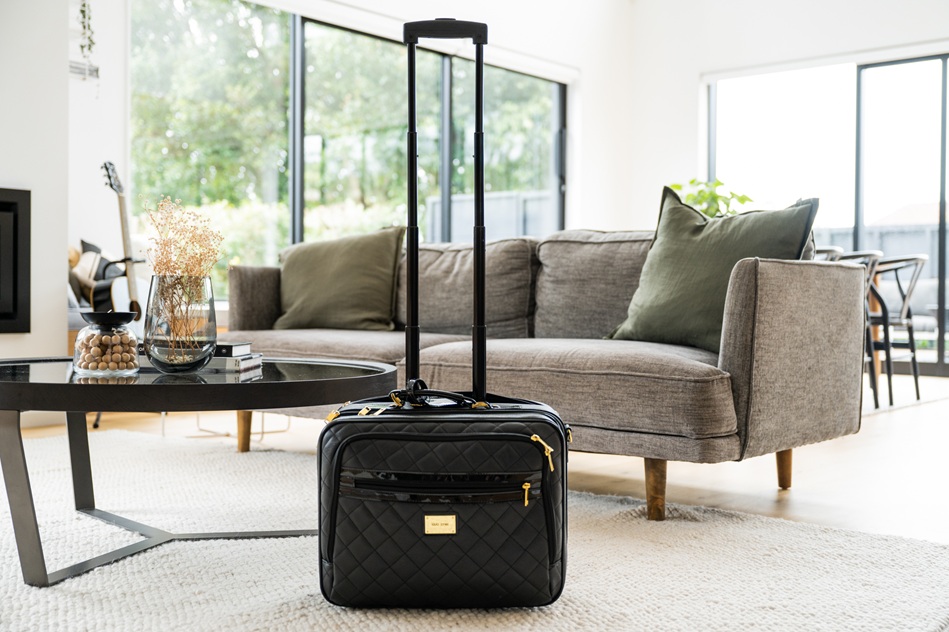 A picture of a bag, symbolising what leaders will walk away with