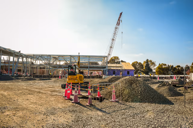 Outside building site of Hillmorton Hospital