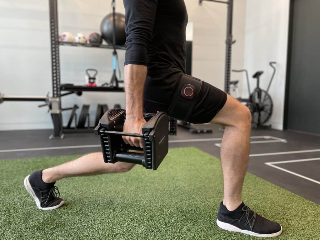Blood-flow-restriction-lunge-min-1024x768