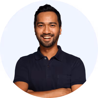 Image of a satisfied man after hiring a Kandua Pro