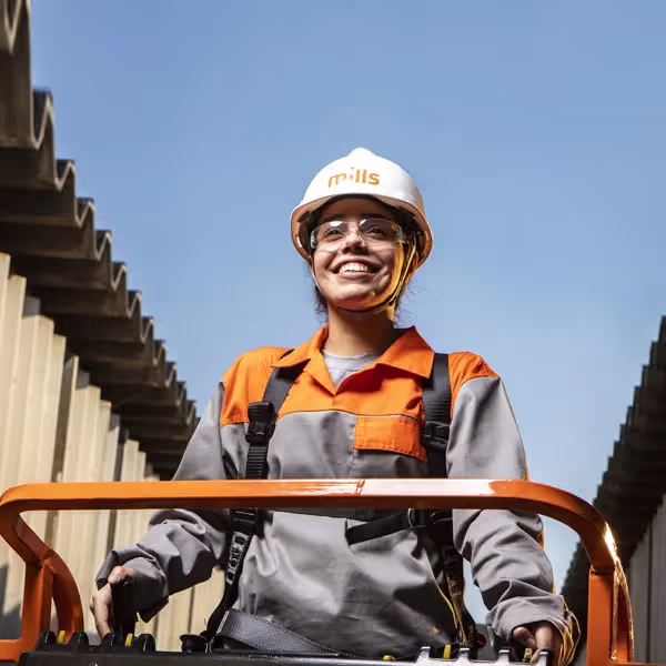 Segurança em plataforma elevatória: o que você deve saber