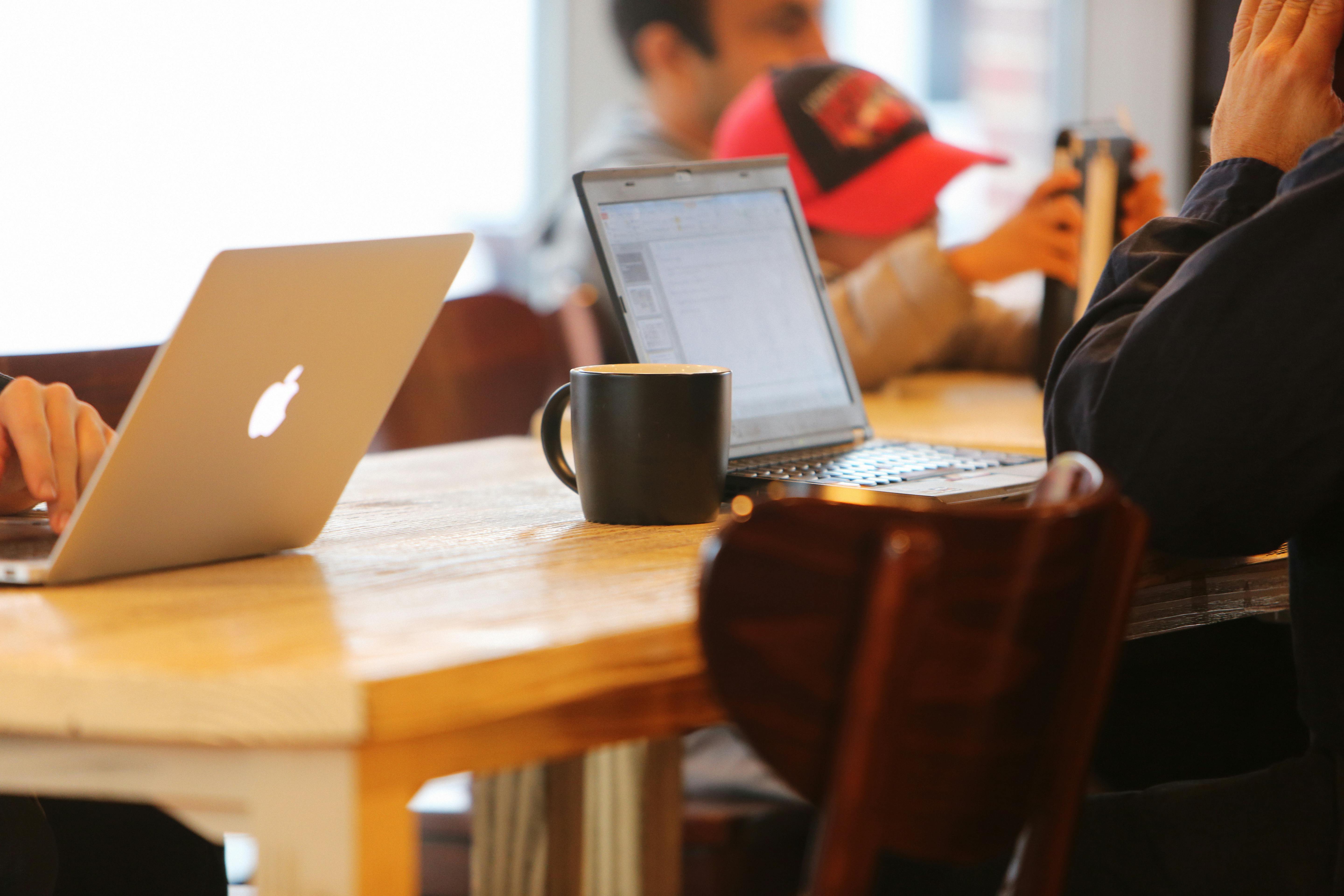 Digicom Dispatch: What’s Really Going On With Substack?
