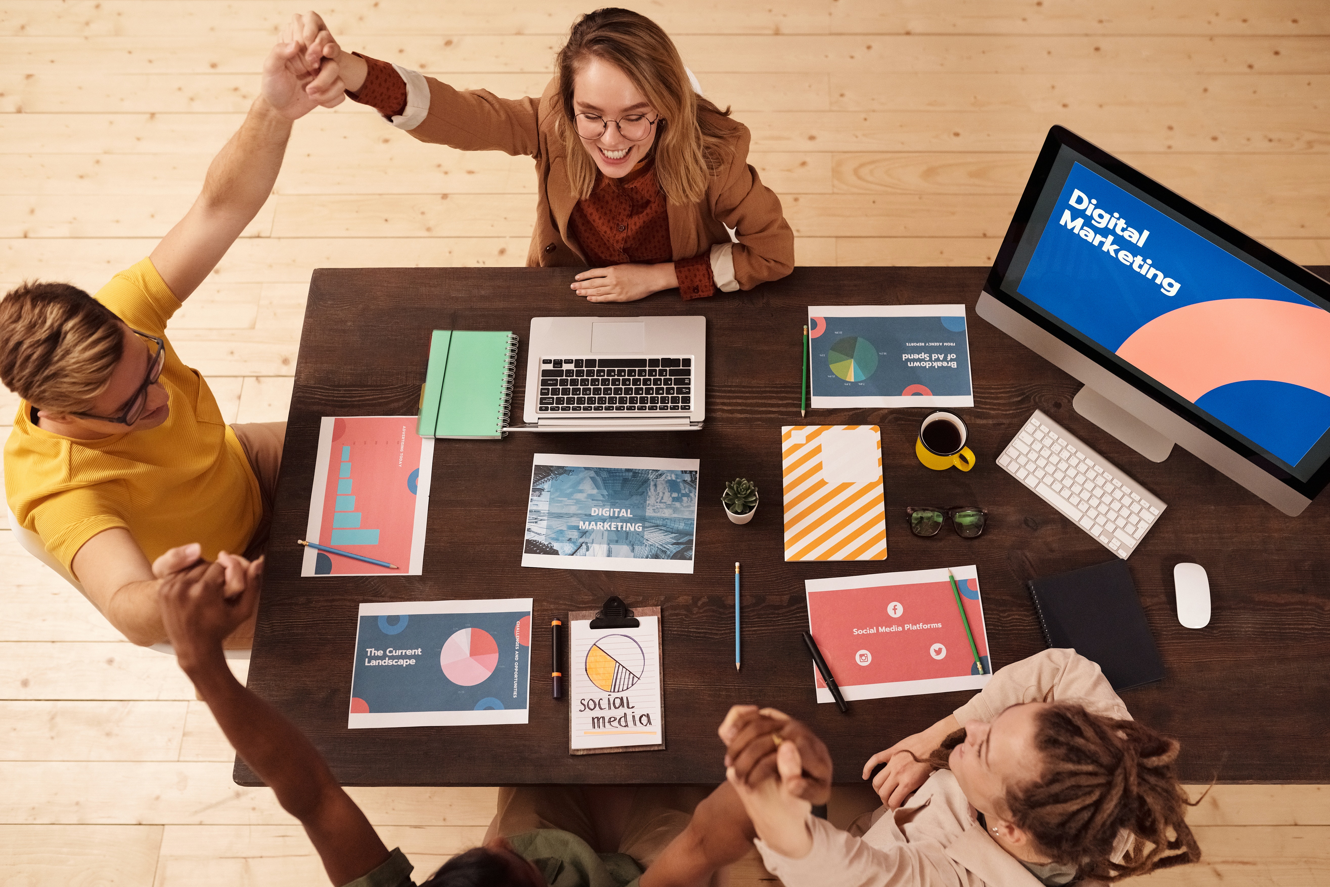 Stuck with Low Views? Fix It with These 10 Easy Headline Tips!