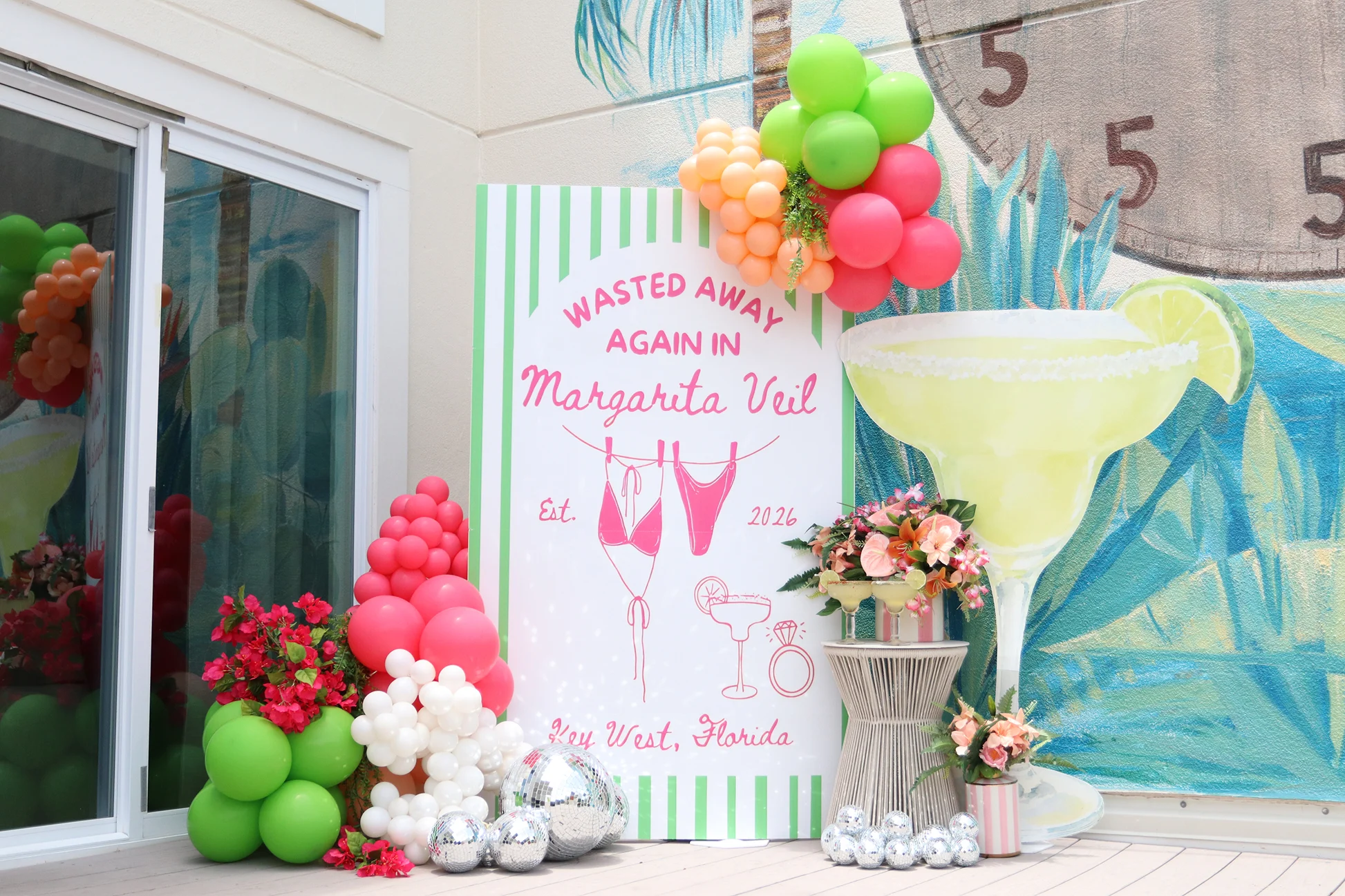 Modern, bold blue balloon creation