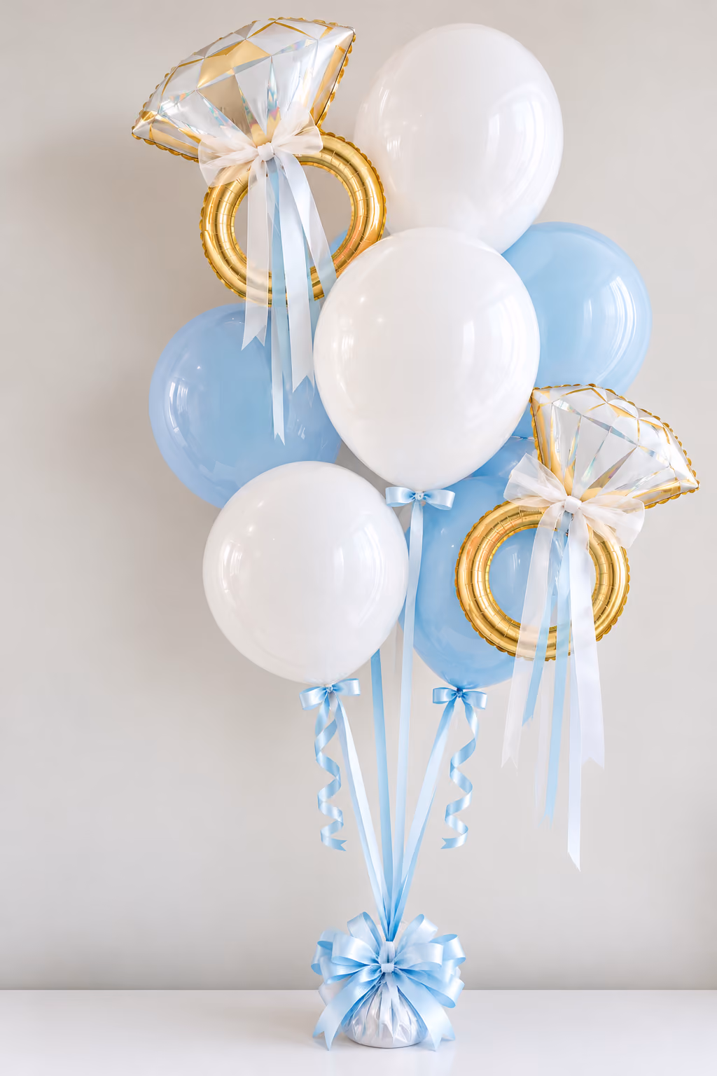 Modern, bold blue balloon creation