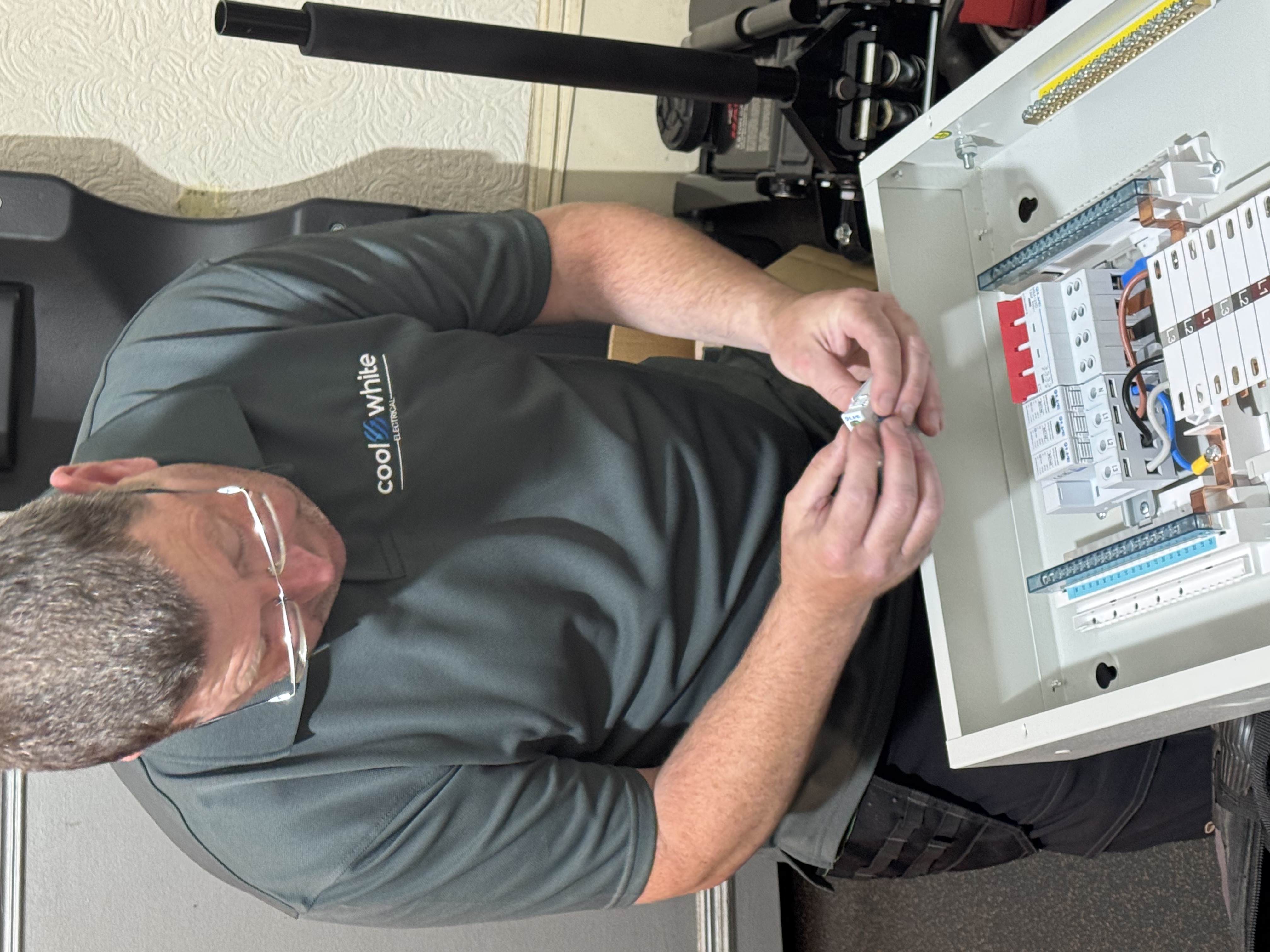 [background image] image of modern auto shop