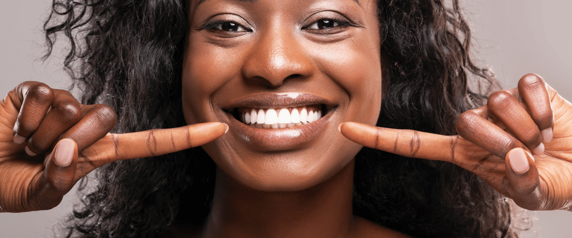 dentist for dental bonding