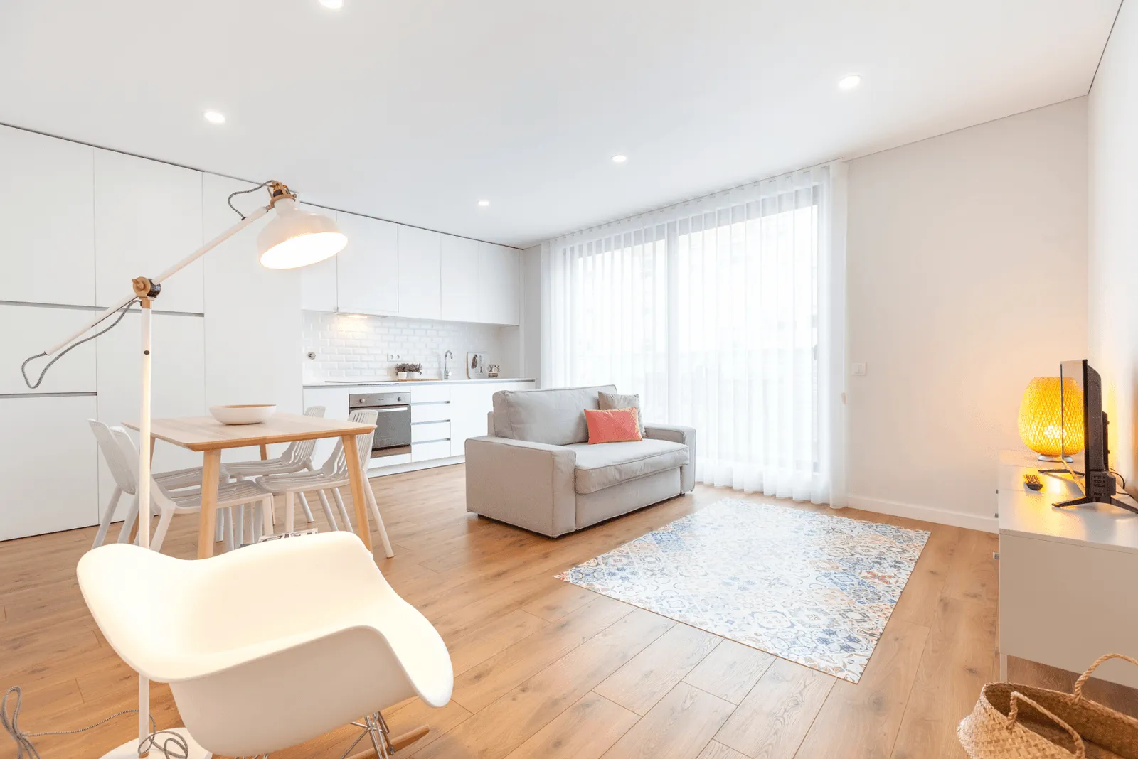 Big light livingroom. 