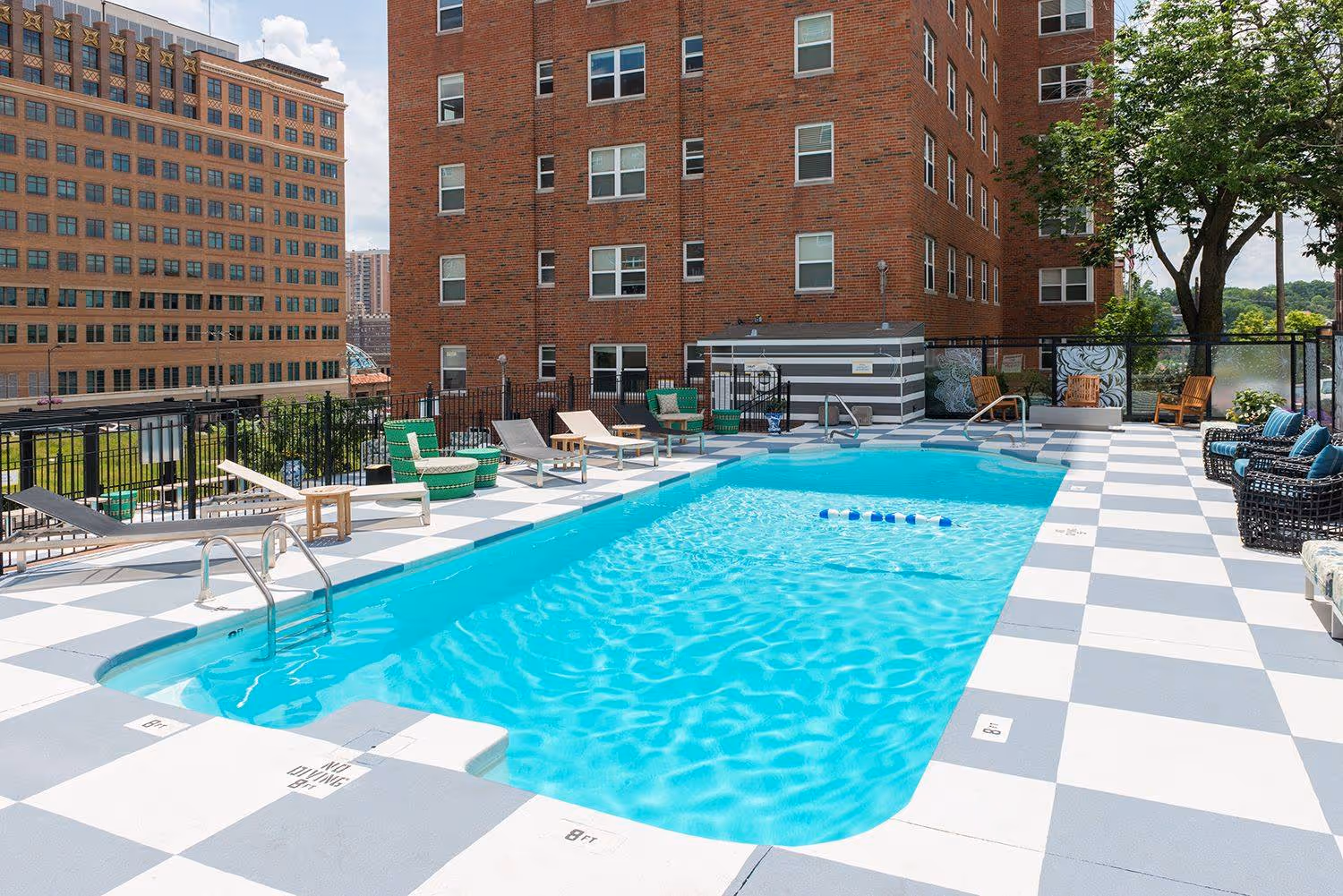 swimming pool