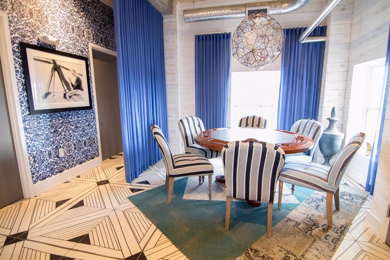 sitting area