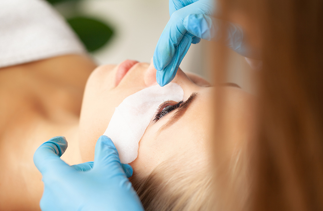 Lashes und Augenbrauen Behandlung