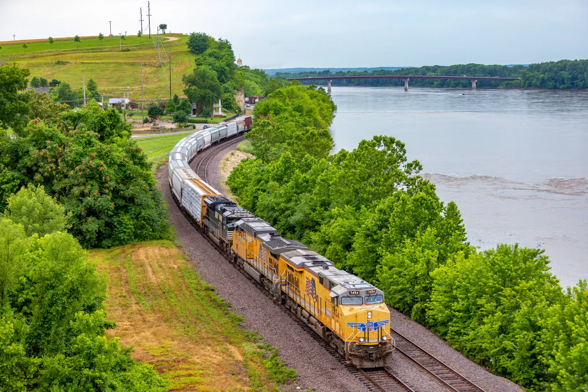 Union Pacific-Norfolk Southern: Short Line Railroad Growth