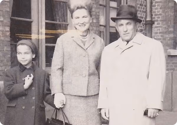 Young Esther Perel with her parents