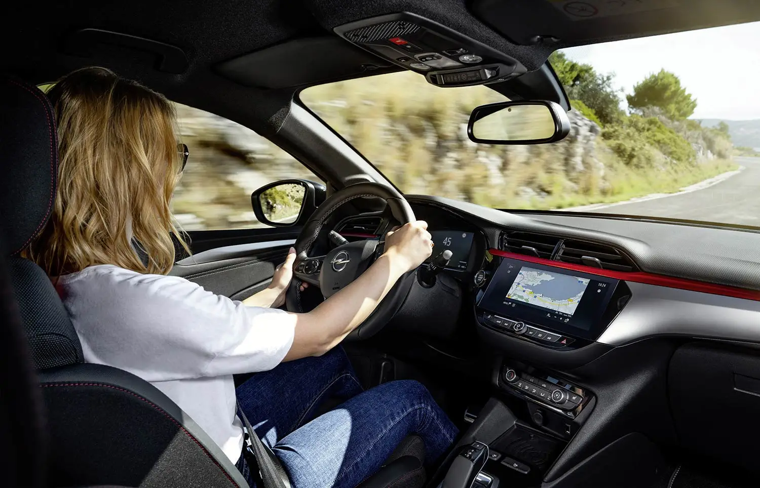 Gute Position, sichere Fahrt: KÜS-Tipps für den Autositz