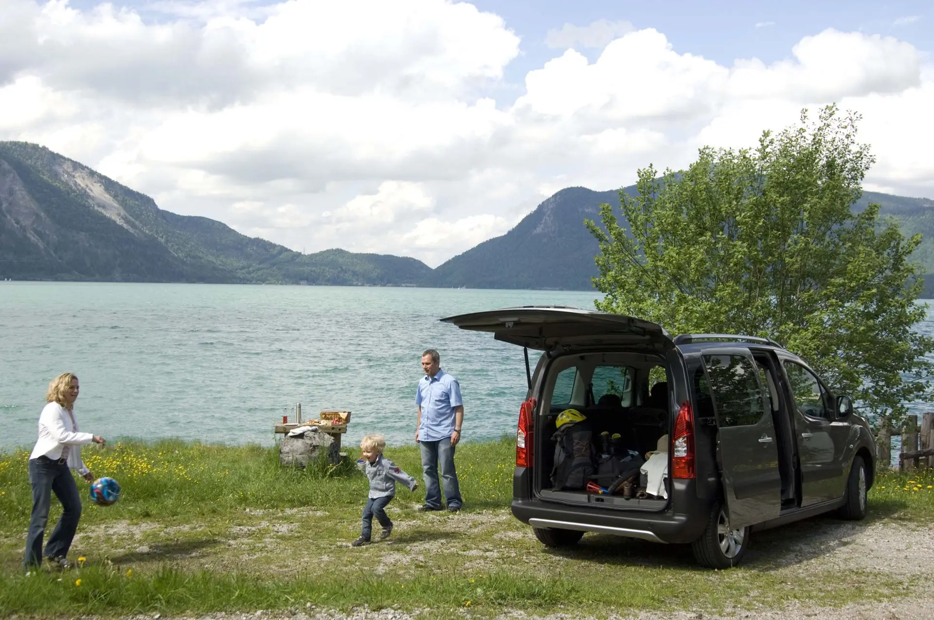 Sicher in den Urlaub: Die KÜS-Checkliste
